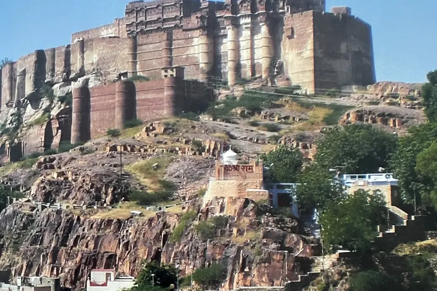 MEHRANGARTH, L’ENORME FORTEZZA CHE “PROTEGGE” IL RAJASTHAN