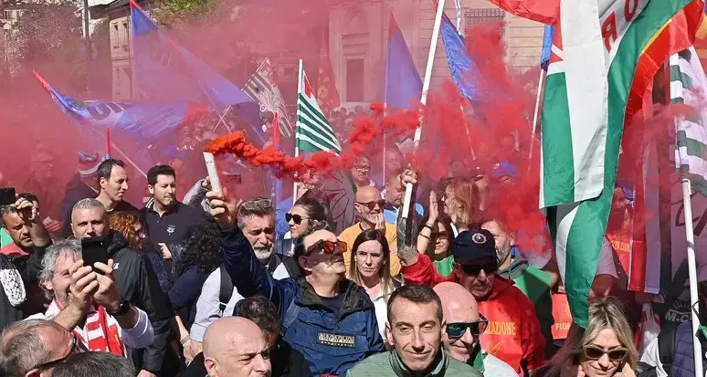 L’Anpi al fianco dei metalmeccanici: “Difendere il lavoro è un dovere costituzionale”