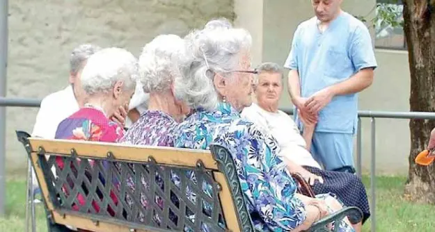 Laives e Cortaccia, manca personale nelle Rsa: 13 letti vuoti ma 104 in attesa