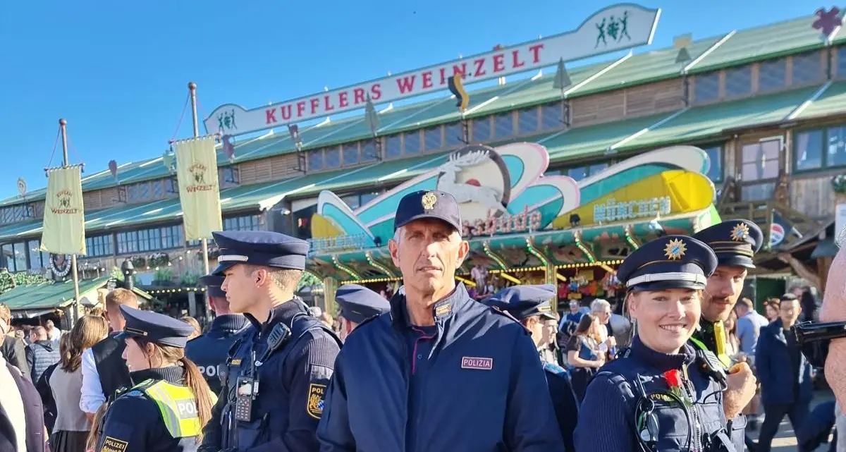 La Polizia di Stato in servizio all’Oktoberfest di Monaco: assistenza e mediazione per i connazionali