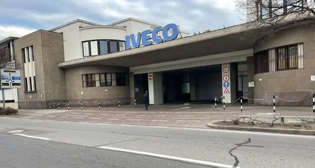 Leonardo rassicura sul futuro di Iveco Defence a Bolzano