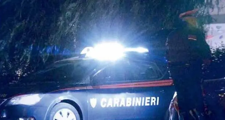 Rio Pusteria, minaccia con una pistola gli ex colleghi dell'hotel