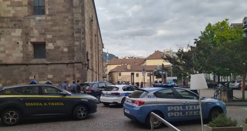 Controlli ad “Alto Impatto” a Bolzano: droga sequestrata, un arresto e quattro denunce