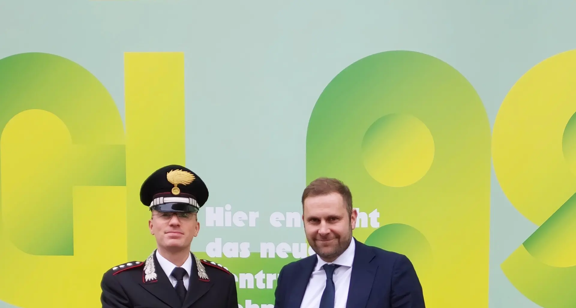 Merano, carabinieri e Raiffeisen uniti contro le truffe agli anziani