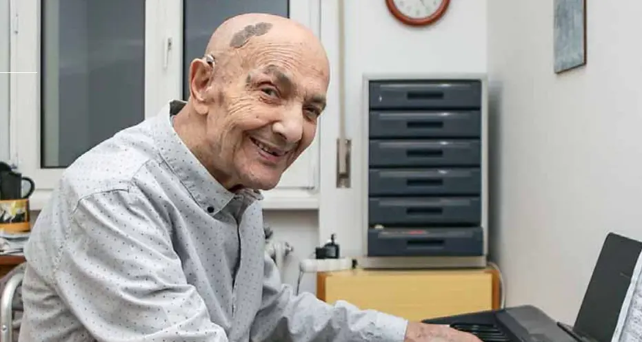 Addio al Maestro Armellini, colonna sonora di Bolzano