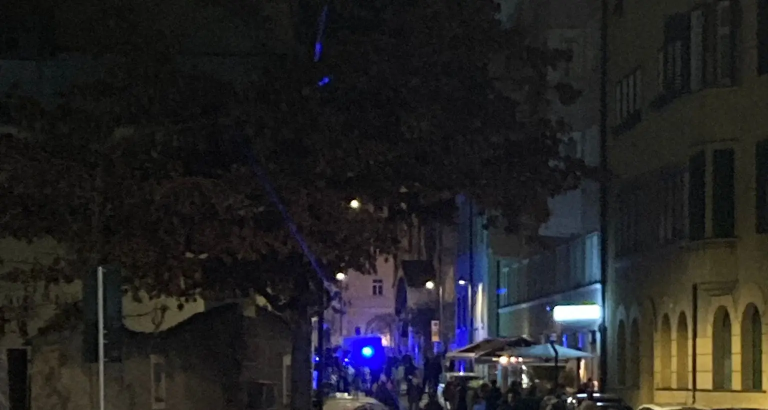 Bolzano, maxi-rissa in via Isarco: calci e pugni tra venti giovani