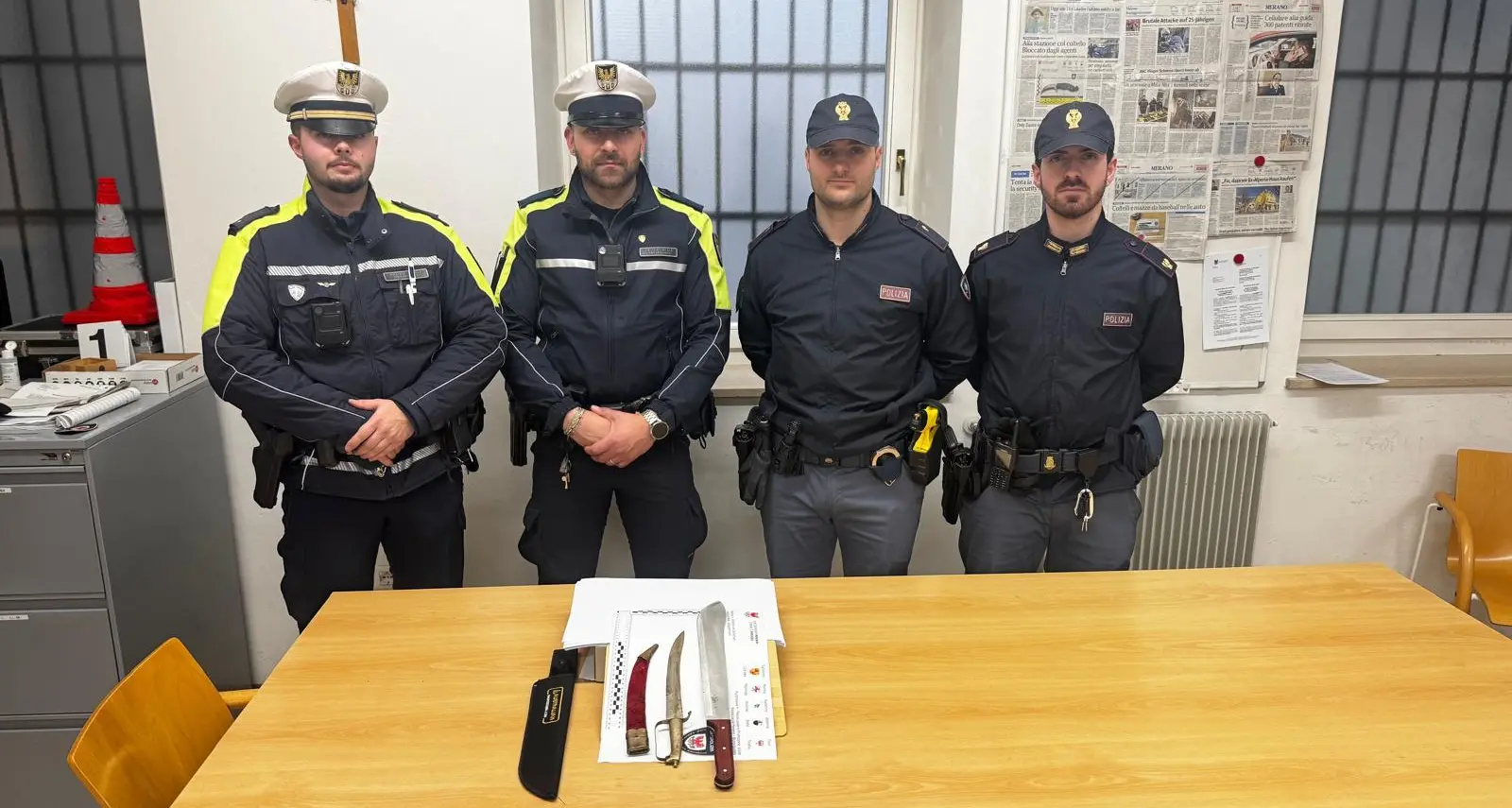 Merano, controlli negli edifici dismessi: due persone trovate con coltello e machete