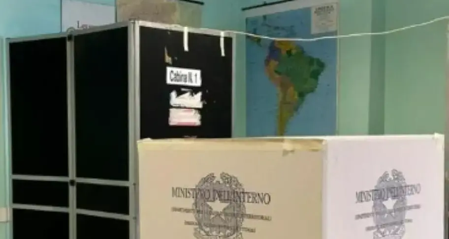 Referendum: Galateo denuncia \"contenuti sbilanciati\" in una scuola di Merano