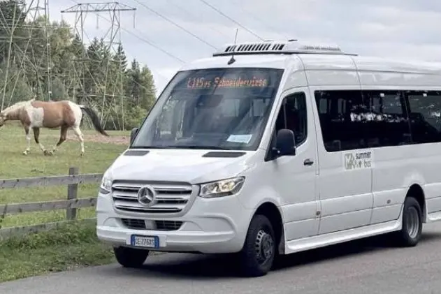Laives, bus navetta gratis per i turisti e i pernottamenti salgono