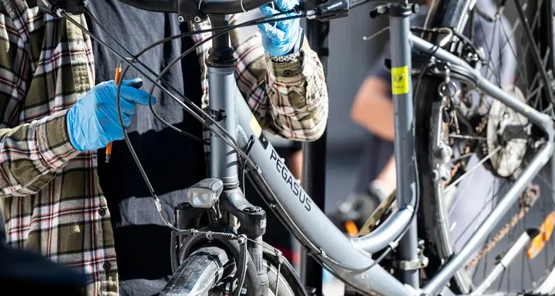 L'officina mobile per riparare le biciclette fa tappa in 15 comuni altoatesini. Ecco il calendario