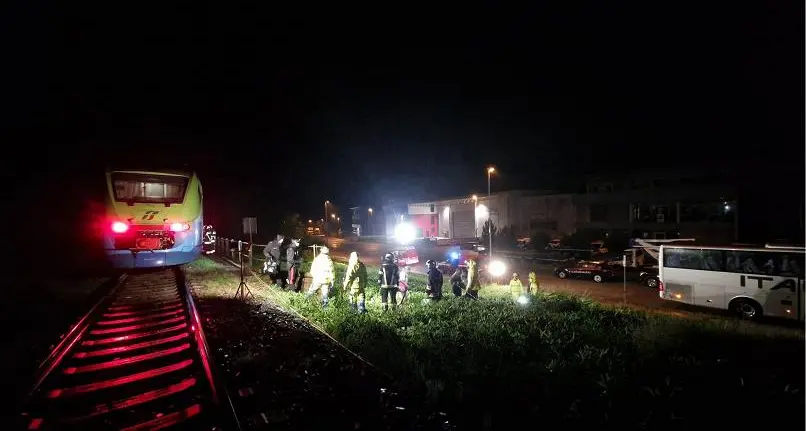 Treno investe due cavalli a Pergine: linea della Valsugana chiusa fino a notte fonda