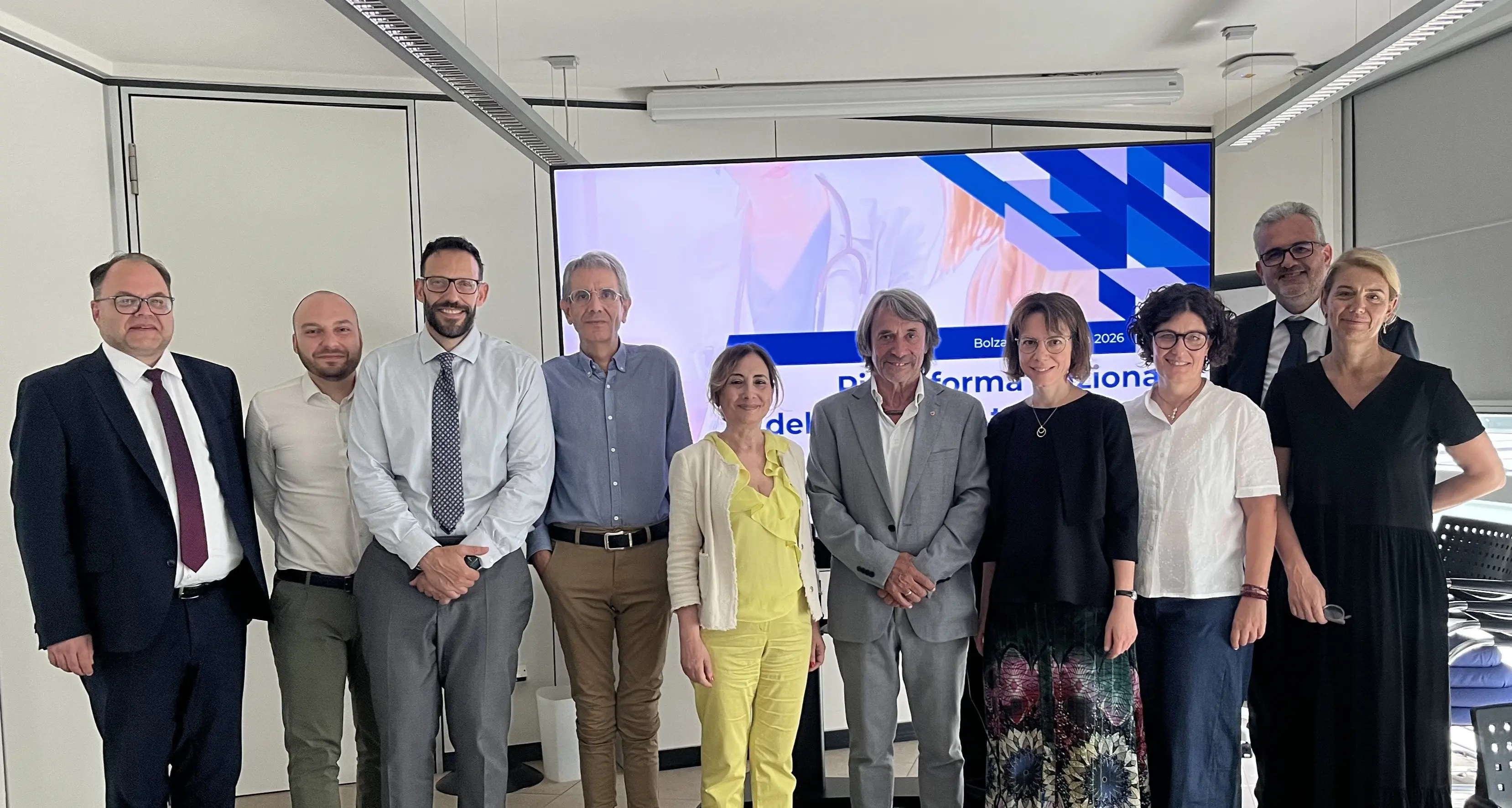 Sanità Alto Adige, focus sulle liste d’attesa: criticità in neurologia e urologia