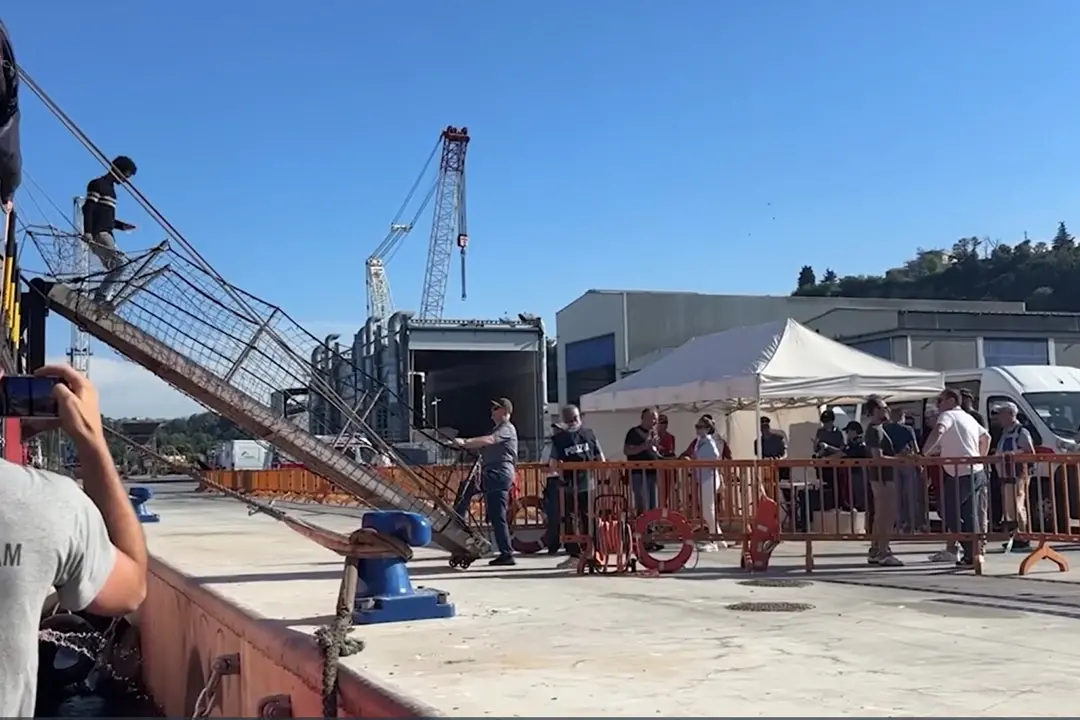 Sbarcati a Ortona 14 migranti soccorsi domenica scorsa da Open Arms