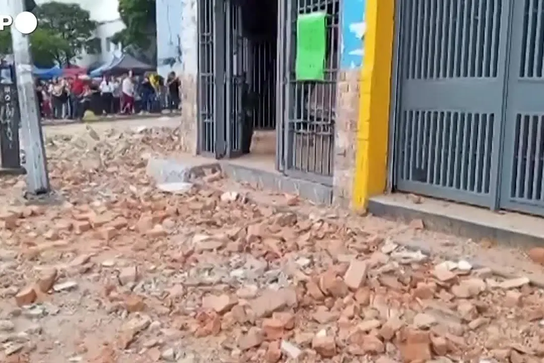 Terremoto in Venezuela, almeno 32 morti e 700 feriti
