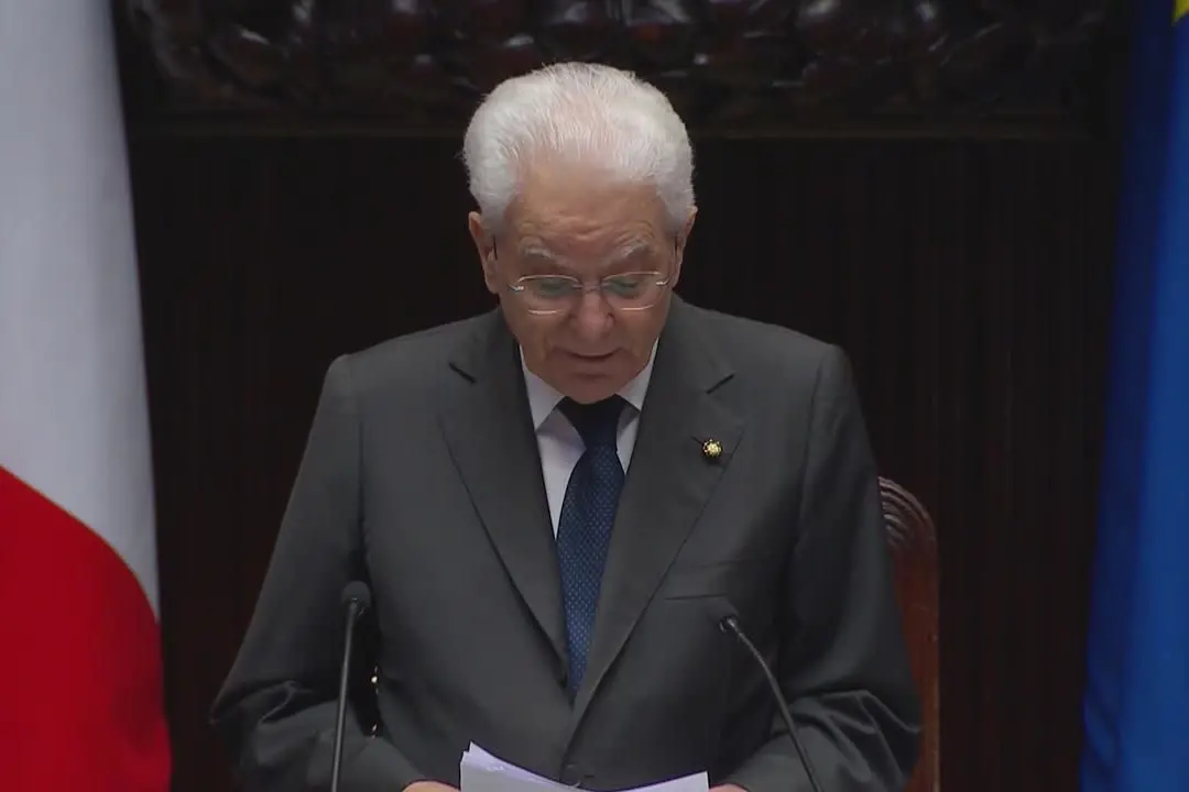 Mattarella: \"Da Costituzione stabilità a istituzioni e a collocazione internazionale\"