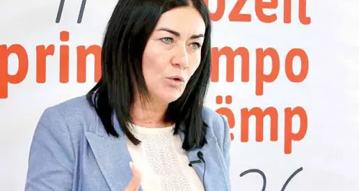 Mair: «Servono aree per 20 mila alloggi: un melo non vale più di un giovane»