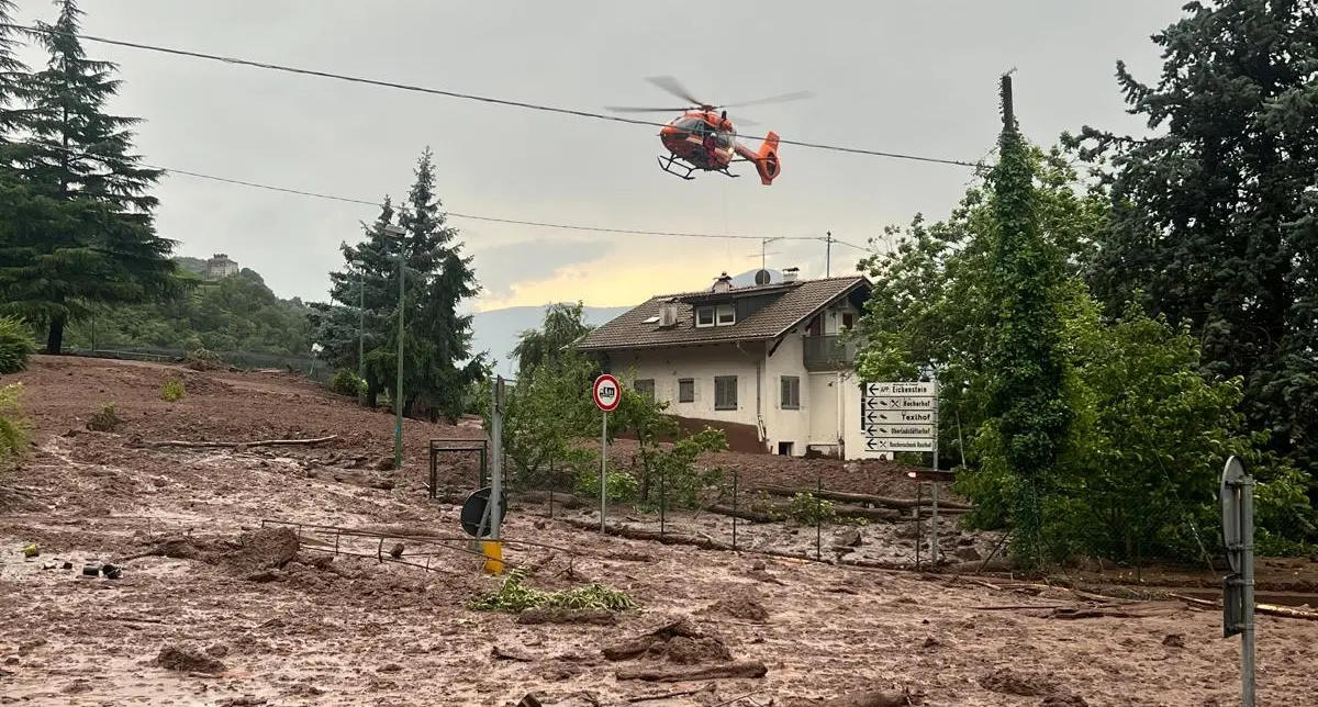 Rio Bianco esonda nel Meranese, danni ma nessun ferito