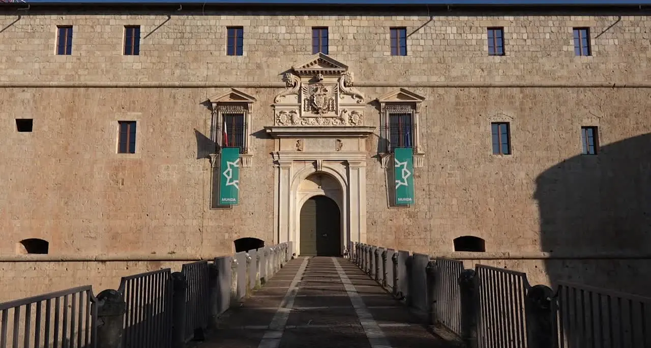 La Visitazione all’Aquila, Raffaello e Pontormo a confronto al Munda