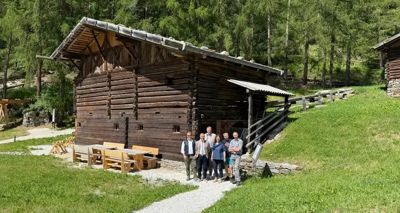 Senales, il Campus della transumanza compie un anno: visita dell'assessore Brunner