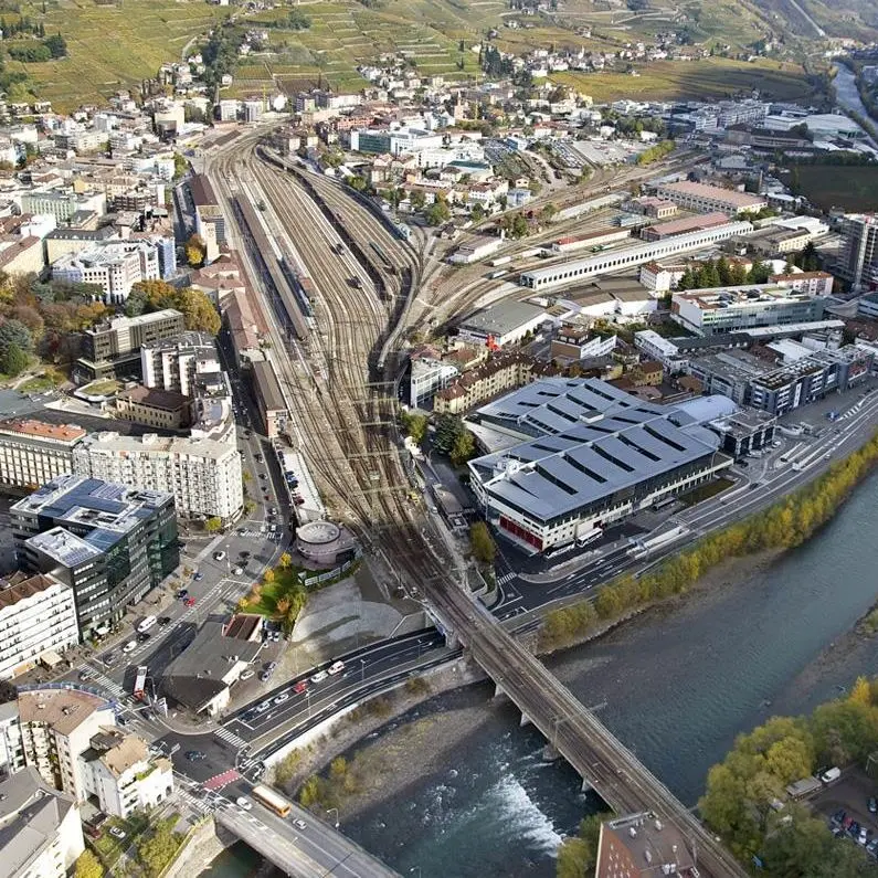 Areale ferroviario, ritardi di altri 15 anni. Prima si costruirà il bypass per merci e alta velocità
