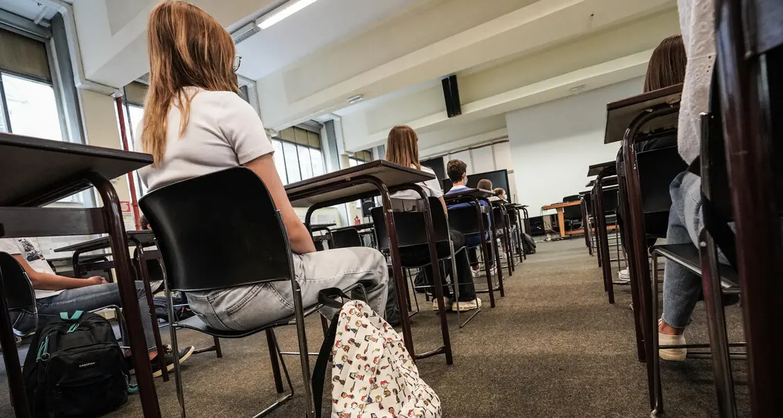 Educazione affettiva e sessuale a scuola, la mozione (approvata) dei Verdi spacca la Giunta