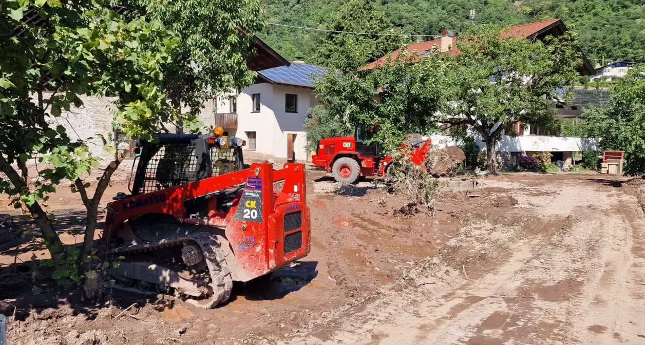 Frana a Merano, nove persone ancora evacuate: lunedì le verifiche sugli edifici