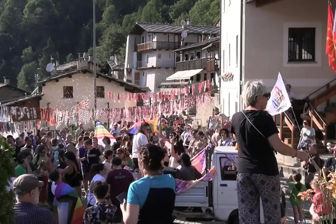 Il Pride sbarca sul Monviso \"per scalare la montagna dei pregiudizi\"