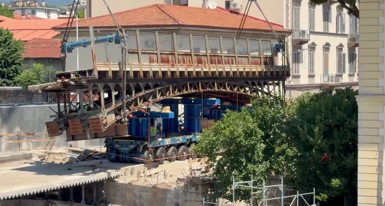 Stop treni per lavori a ponte Firenze, Italia divisa in 2 ma disagi contenuti