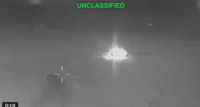 Usa bombardano l'Iran: colpiti oltre 80 obiettivi, Teheran accusa Washington di aver violato gli accordi