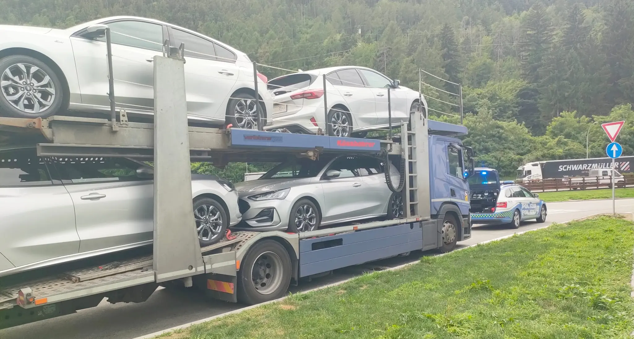 Camionista ubriaco sull'A22: oltre quattro volte il limite, denunciato