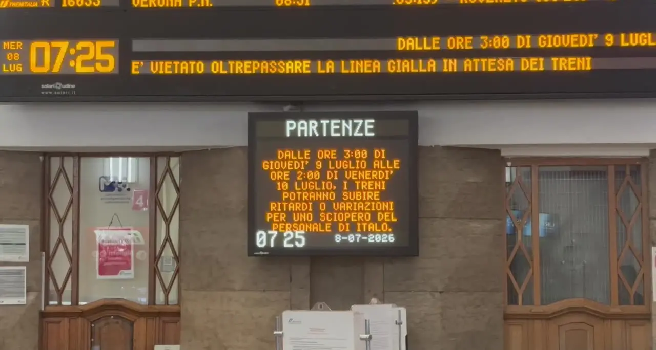 Stop dei treni a Firenze, da Bolzano a Roma con navetta e scorta