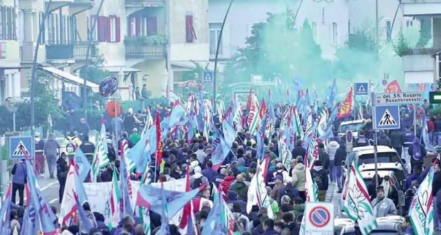 Acciaierie Valbruna, anche Anpi al presidio: \"Subito certezze per lavoratori e futuro\"