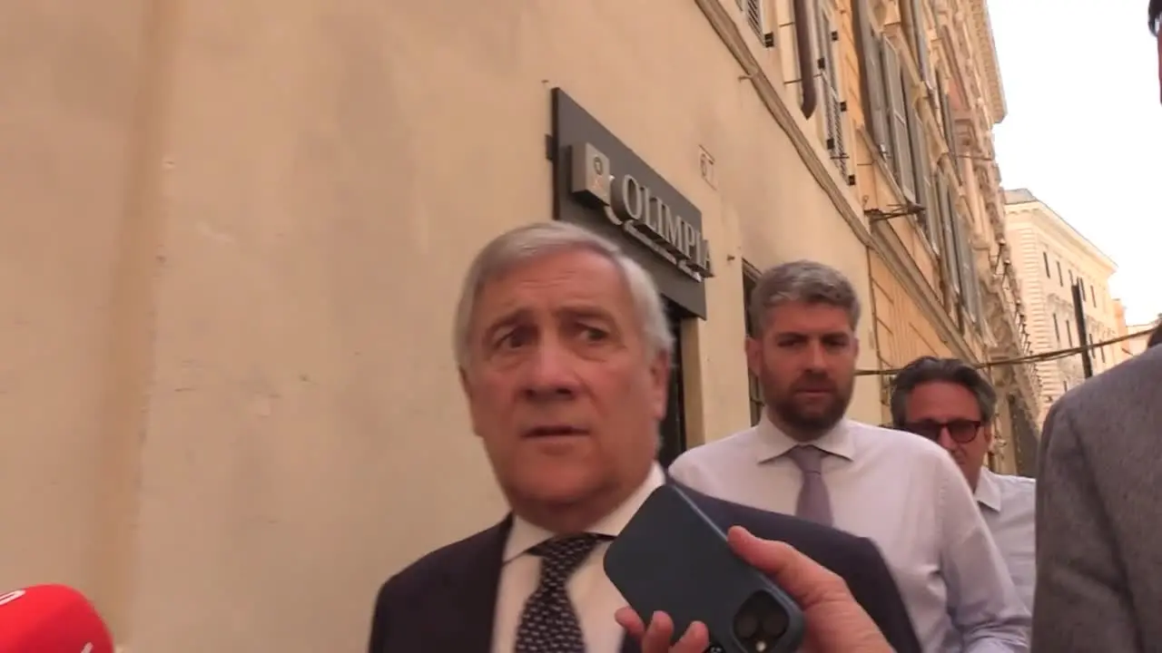 Spionaggio, Tajani: “Non è il primo caso, espulse dall’Italia due persone” 