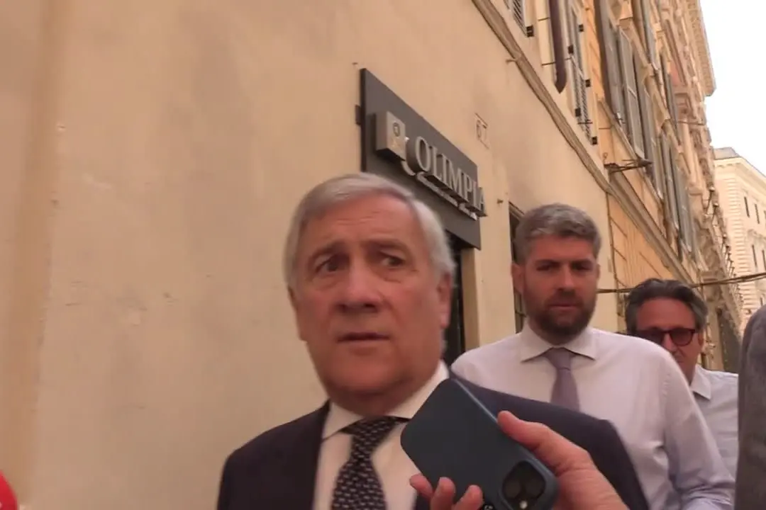 Spionaggio, Tajani: “Non è il primo caso, espulse dall’Italia due persone” 