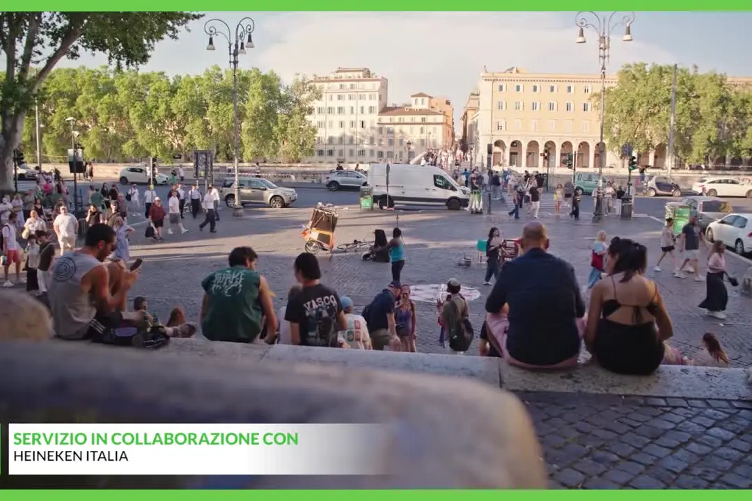 La socialità dei giovani cambia volto tra casa, aperitivi e weekend