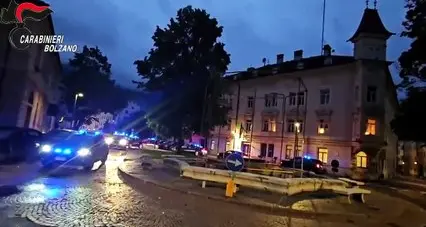 Furti negli hotel di lusso, 17 arresti e 3 chili di cocaina sequestrati