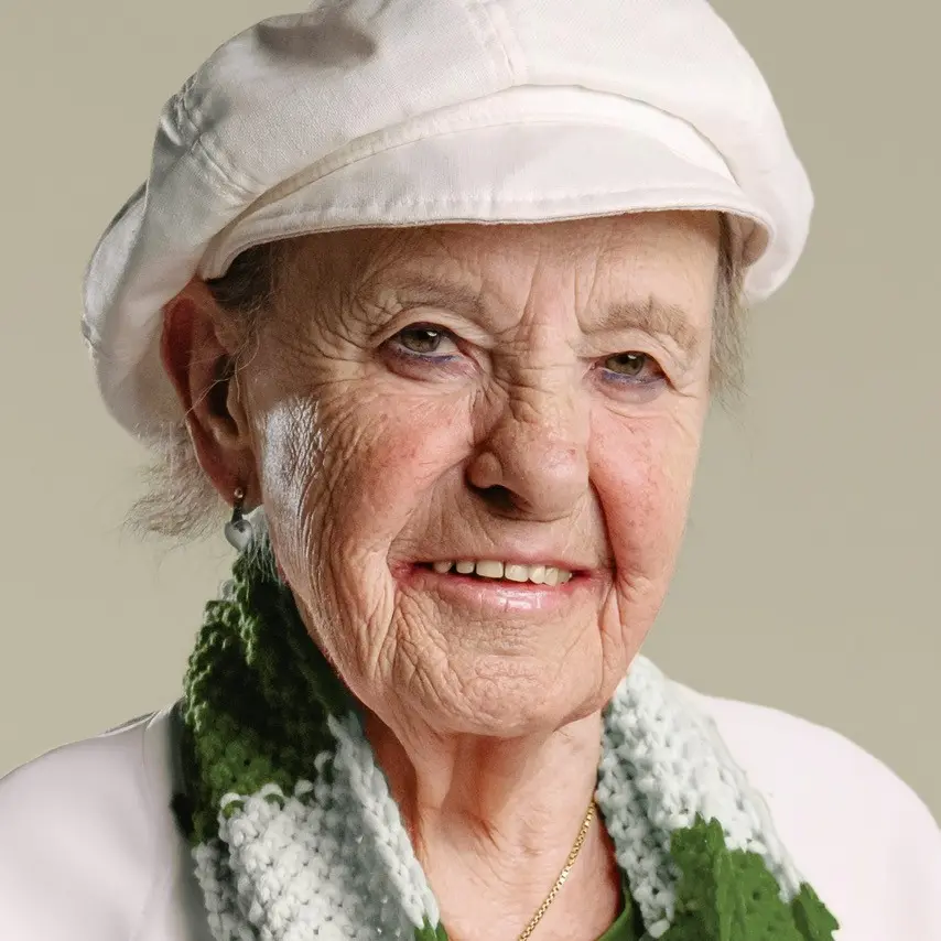 OTTILIA  ENDRIZZI