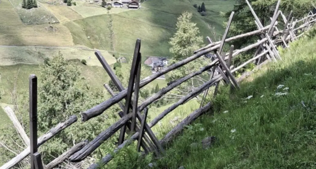 Paesaggio: dalla Provincia 1,96 milioni per tetti, muri a secco e steccati