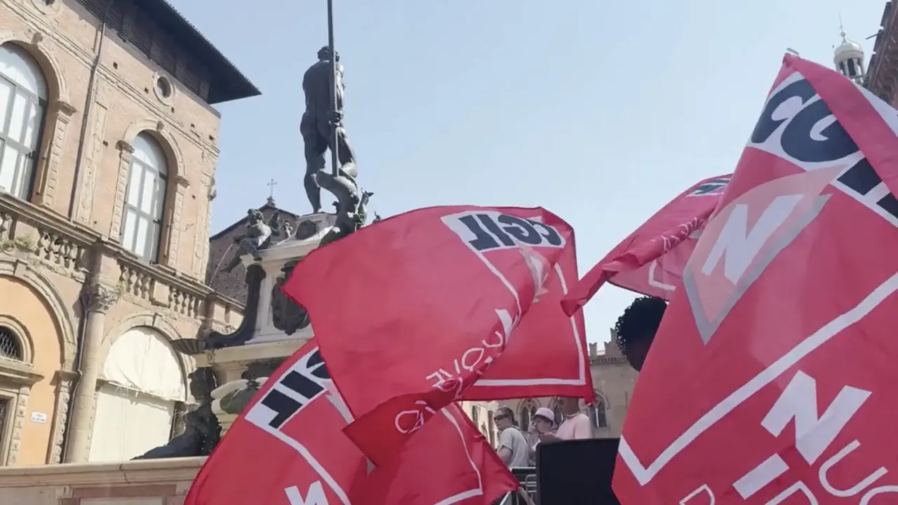 Protesta dei rider a Bologna: le parole dei partecipanti