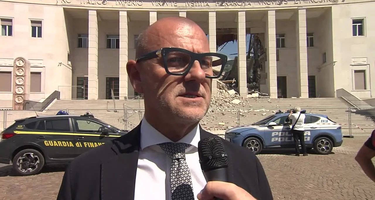 Crollo tribunale, il sindaco di Bolzano: ‘L’intera città è scossa’