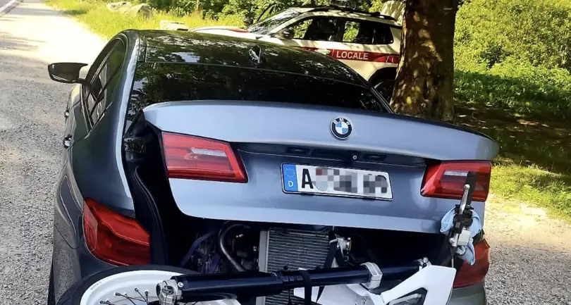 Moto nel bagagliaio: multato dalla polizia locale
