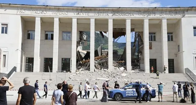 Tribunale di Bolzano, Bianchi: \"Sarà svuotato e gli uffici spostati\"