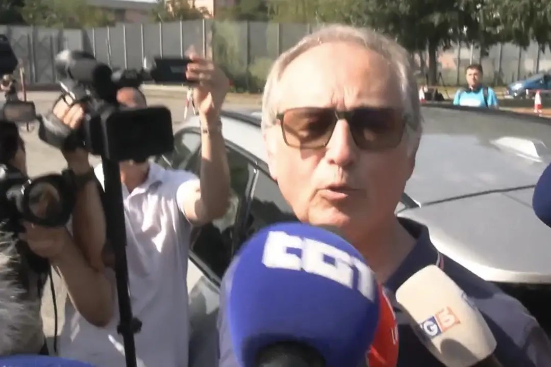 Roggero si costituisce: \"Mattarella ha graziato Minetti, mi aspetto lo stesso\"