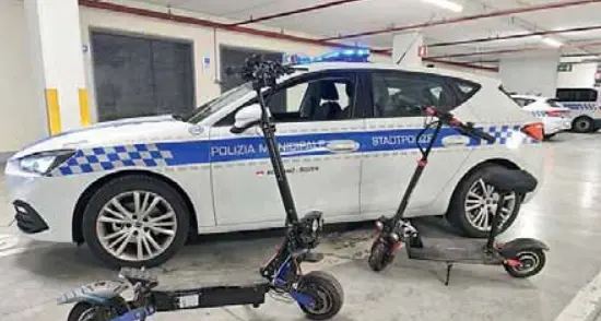 Monopattini, già 210 sanzioni. E ora c'è l'obbligo Rca