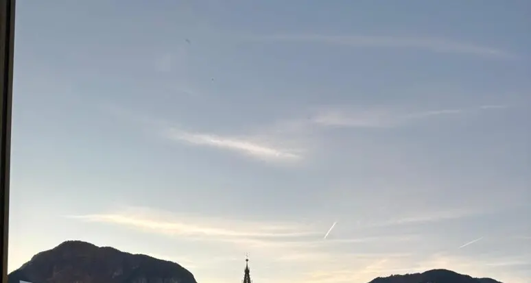 Bolzano, 15 notti tropicali nel 2026: verso un calo delle temperature