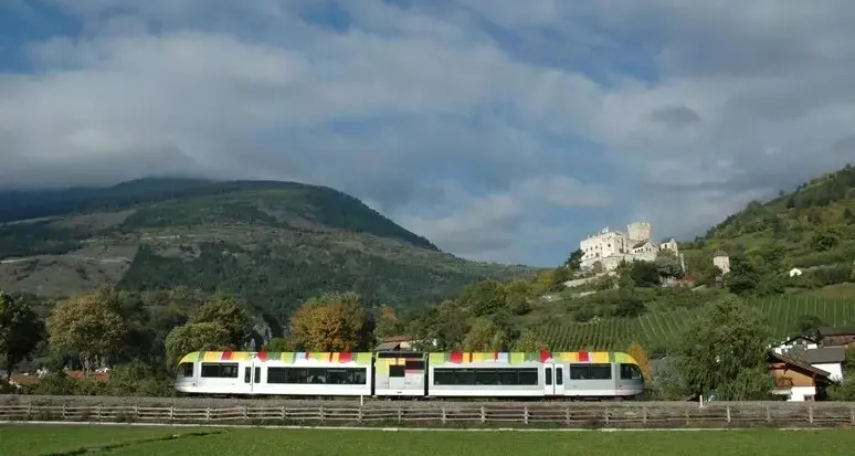 Ferrovia della Val Venosta, 120 anni di storia e il futuro “svizzero”