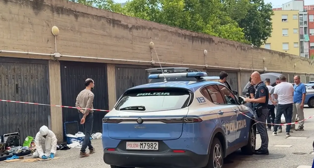 Video choc a Bologna, un uomo muore durante un intervento della polizia