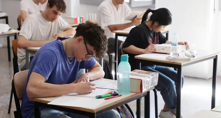Maturità superata dal 99,6% degli studenti della scuola in lingua italiana