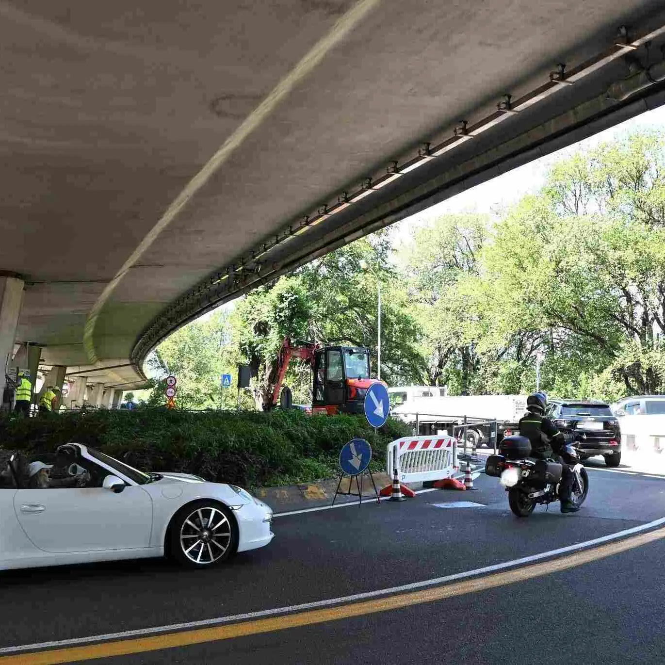 Ponte Roma: nuovi semafori e doppia corsia contro il traffico