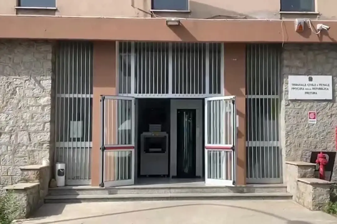 19enne ucciso a coltellate in Sardegna, fermato un minorenne